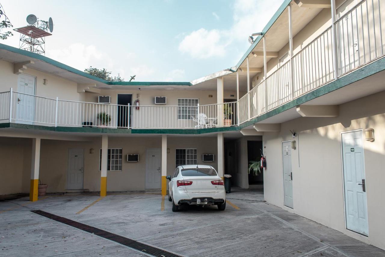 Bonitto Inn Manuel Luaran gambar