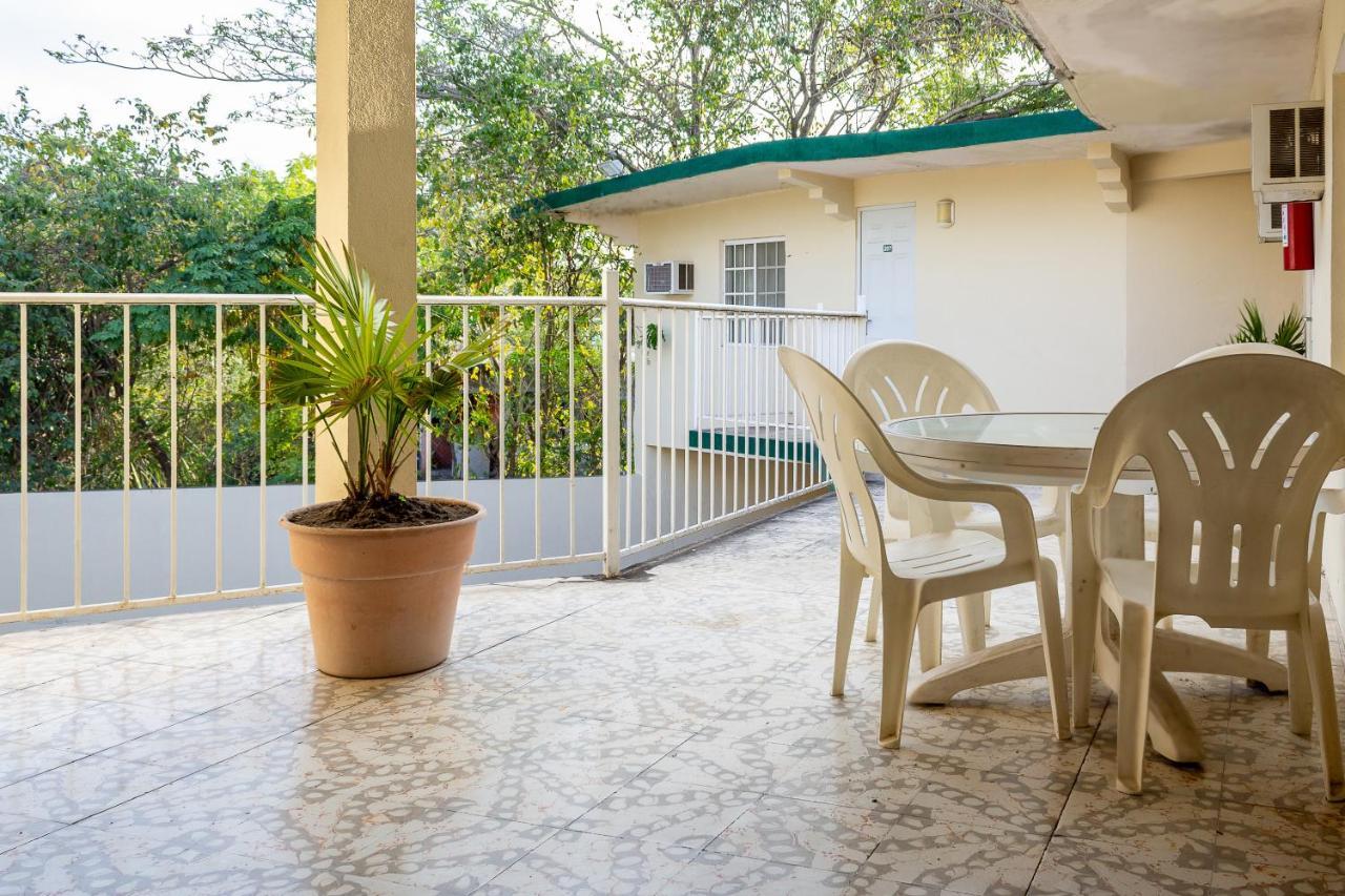 Bonitto Inn Manuel Luaran gambar